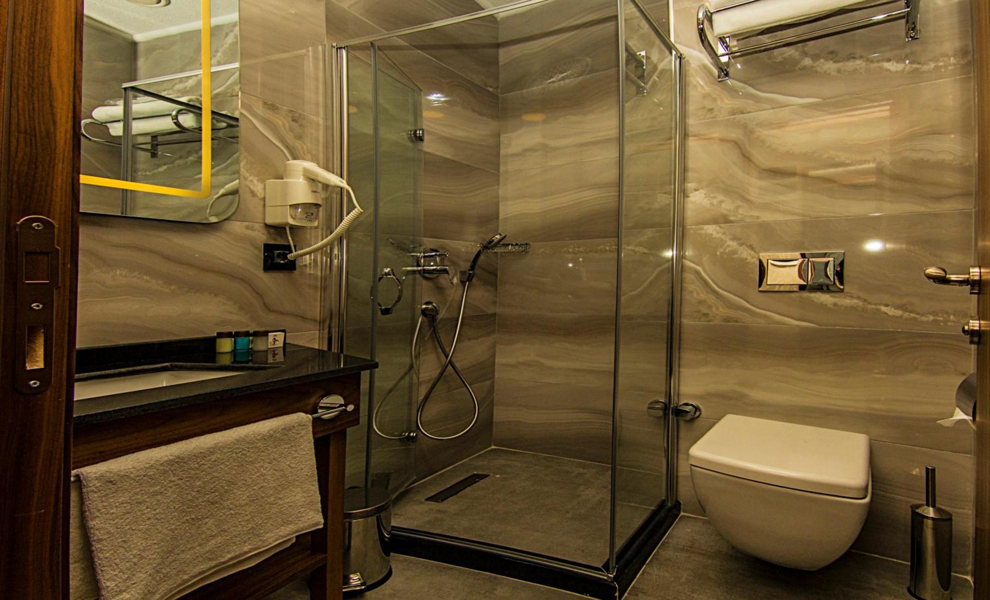 Vertu Hotel Istanbul Bagian luar foto